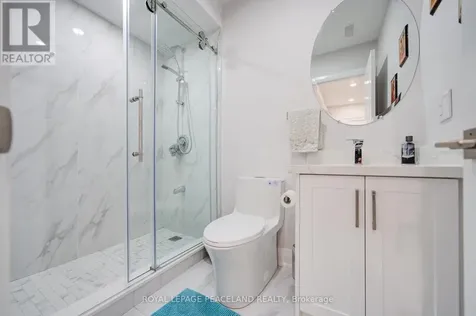 38 Lakeview Avenue Whitchurch-stouffville ON L4A 2H1