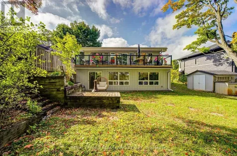 38 Lakeview Avenue Whitchurch-stouffville ON L4A 2H1