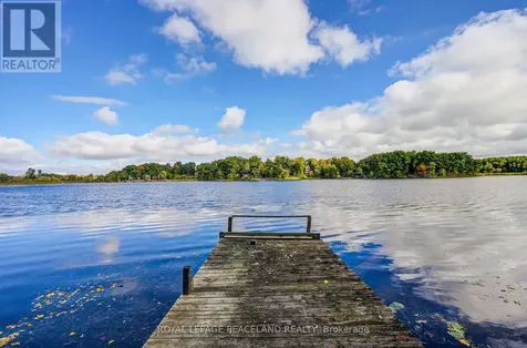 38 Lakeview Avenue Whitchurch-stouffville ON L4A 2H1