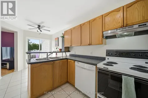 902 Paradise Crescent Ottawa ON K4A 3S5