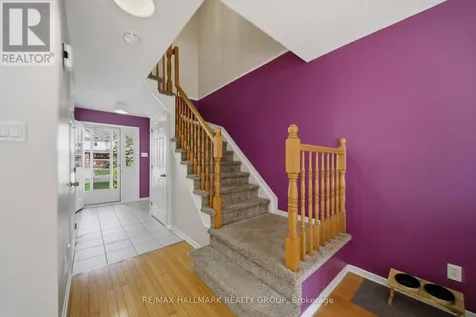 902 Paradise Crescent Ottawa ON K4A 3S5