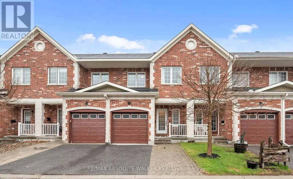 33 Dundalk Private Ottawa ON K2J 0J5