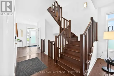 160 Highgarden Terrace Ottawa ON K1T 0W1