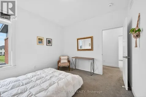 160 Highgarden Terrace Ottawa ON K1T 0W1