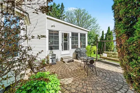 1689 Boisbriand Crescent Ottawa ON K1C 4V6