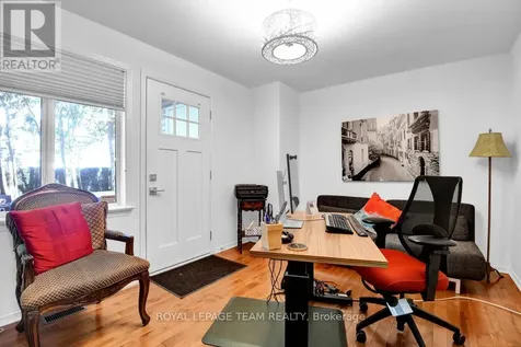 7 Academy Private Ottawa ON K1R 1B6