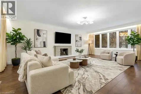 145 Wolfdale Avenue Oakville ON L6L 4R9