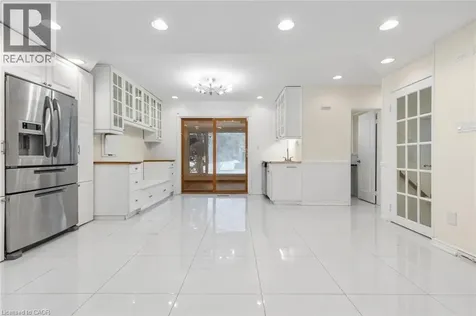 145 Wolfdale Avenue Oakville ON L6L 4R9