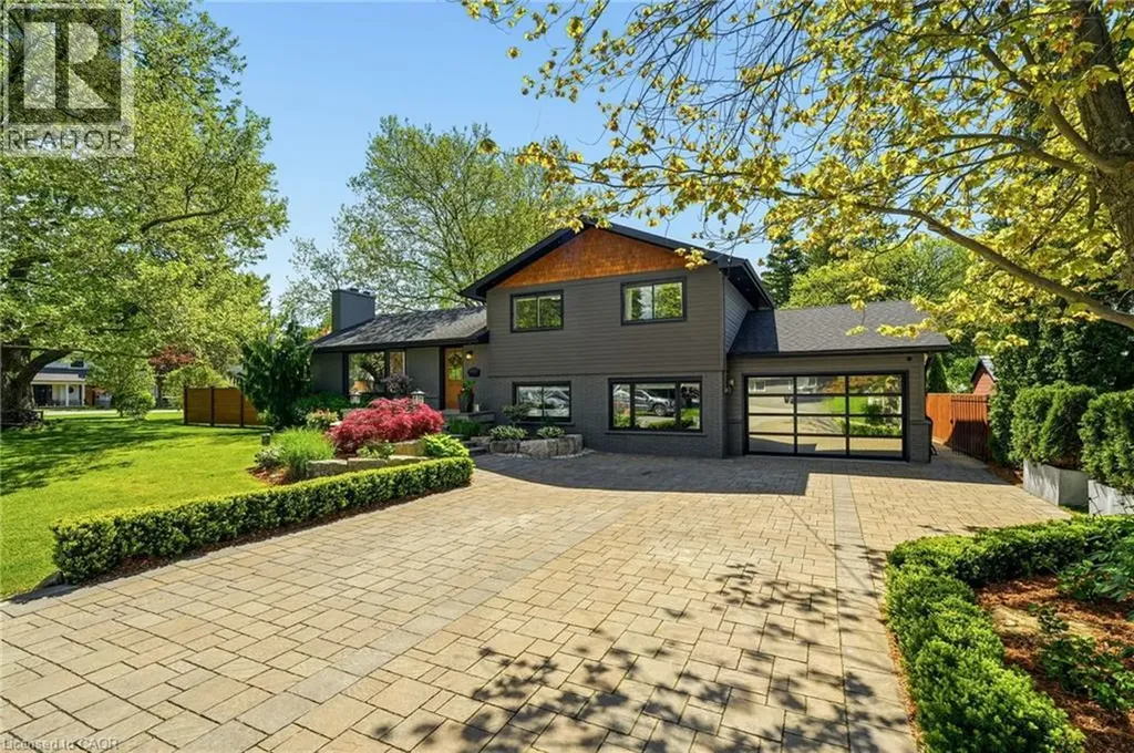 600 Deborah Crescent Burlington ON L7T 2N1