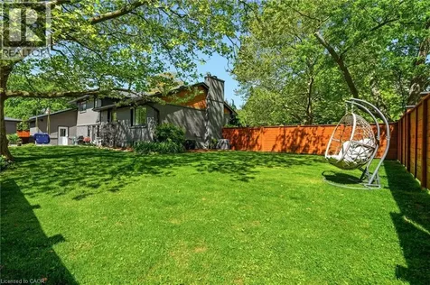 600 Deborah Crescent Burlington ON L7T 2N1