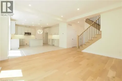 220 Jeffrey Place Kitchener ON N2C 2T7