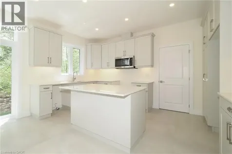 220 Jeffrey Place Kitchener ON N2C 2T7