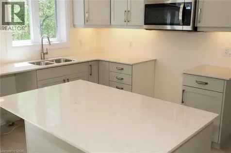 220 Jeffrey Place Kitchener ON N2C 2T7