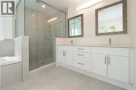 220 Jeffrey Place Kitchener ON N2C 2T7