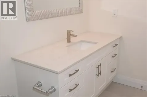 220 Jeffrey Place Kitchener ON N2C 2T7
