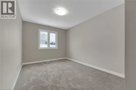 16 Sandstone Street Cambridge ON N1S 4Y4