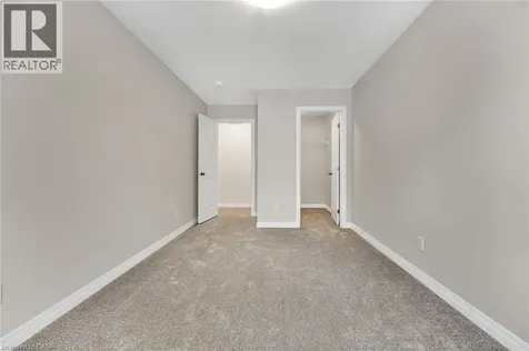 16 Sandstone Street Cambridge ON N1S 4Y4