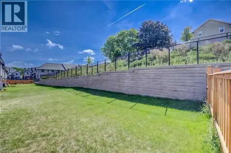 16 Sandstone Street Cambridge ON N1S 4Y4
