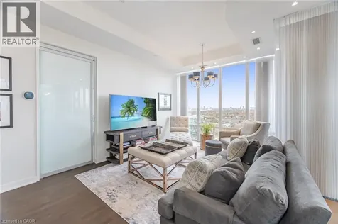 88 Park Lawn Road Etobicoke ON M8Y 0B5