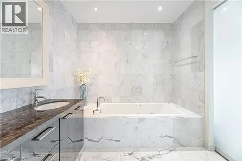 88 Park Lawn Road Etobicoke ON M8Y 0B5