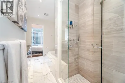88 Park Lawn Road Etobicoke ON M8Y 0B5