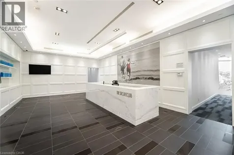 88 Park Lawn Road Etobicoke ON M8Y 0B5