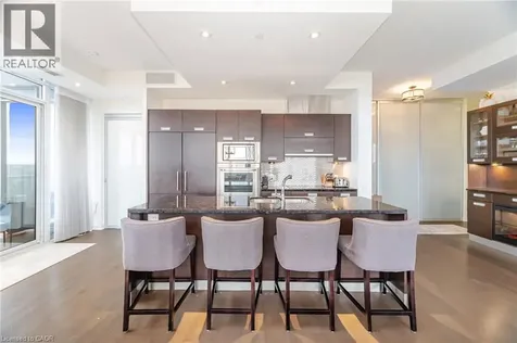 88 Park Lawn Road Etobicoke ON M8Y 0B5