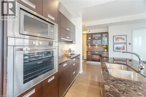 88 Park Lawn Road Etobicoke ON M8Y 0B5