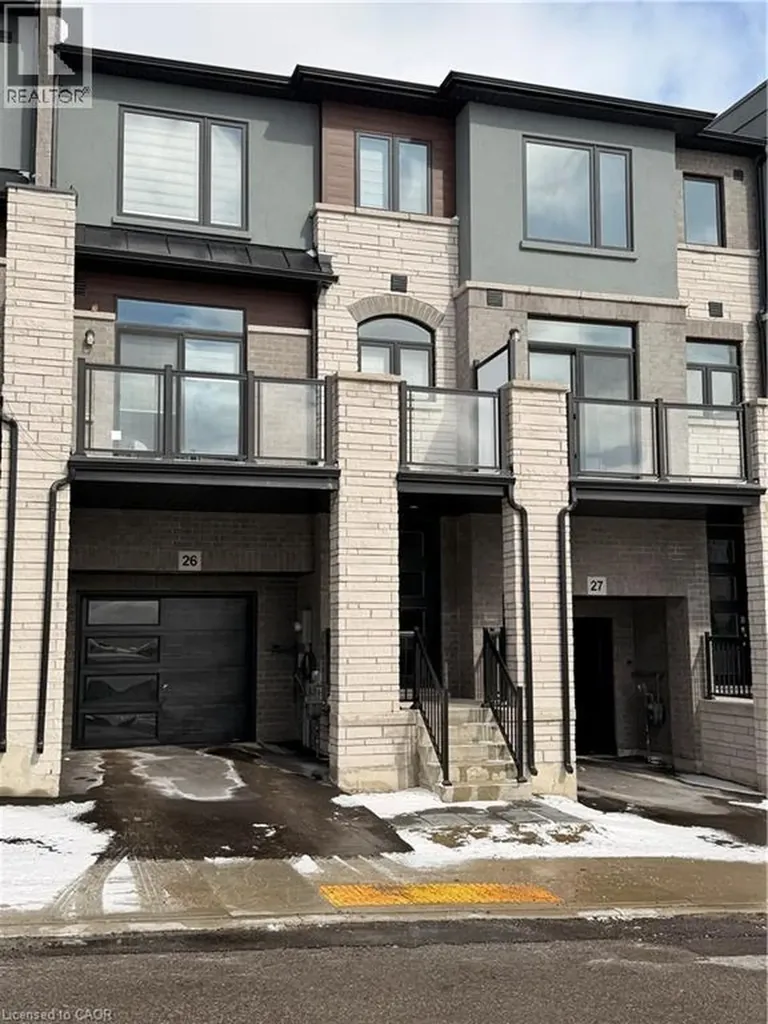 155 Equestrian Way Cambridge ON N3E 0E8
