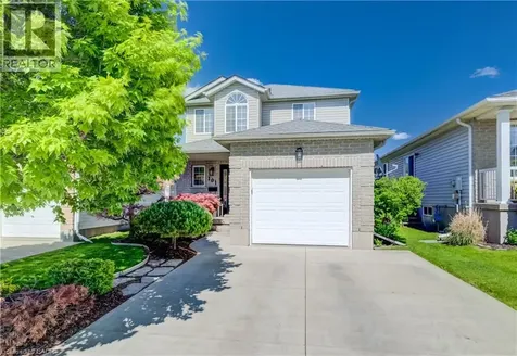 101 Edgemere Drive Cambridge ON N1P 1E9