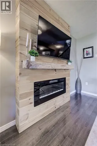 101 Edgemere Drive Cambridge ON N1P 1E9
