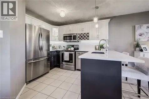 101 Edgemere Drive Cambridge ON N1P 1E9