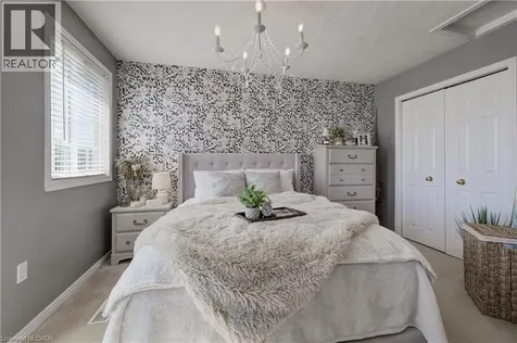 101 Edgemere Drive Cambridge ON N1P 1E9