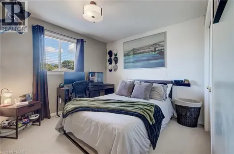 101 Edgemere Drive Cambridge ON N1P 1E9