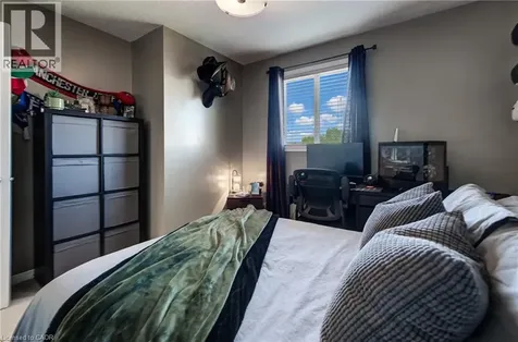 101 Edgemere Drive Cambridge ON N1P 1E9