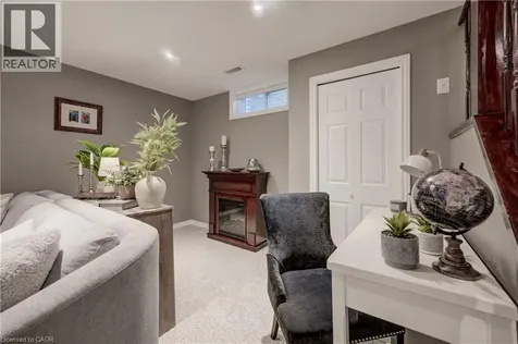101 Edgemere Drive Cambridge ON N1P 1E9
