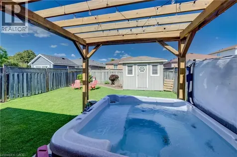 101 Edgemere Drive Cambridge ON N1P 1E9