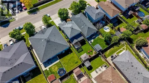 101 Edgemere Drive Cambridge ON N1P 1E9