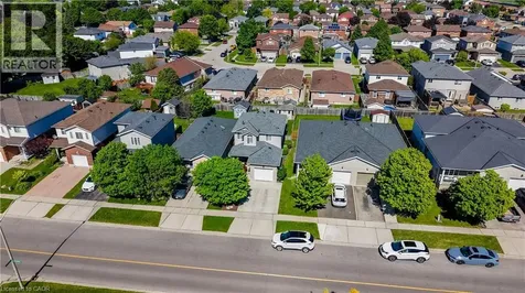 101 Edgemere Drive Cambridge ON N1P 1E9