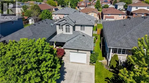 101 Edgemere Drive Cambridge ON N1P 1E9