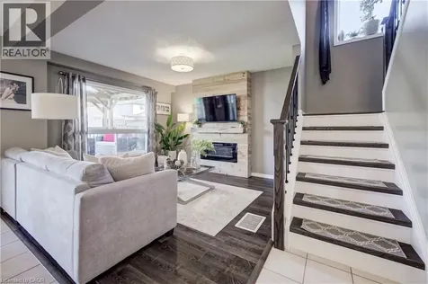 101 Edgemere Drive Cambridge ON N1P 1E9