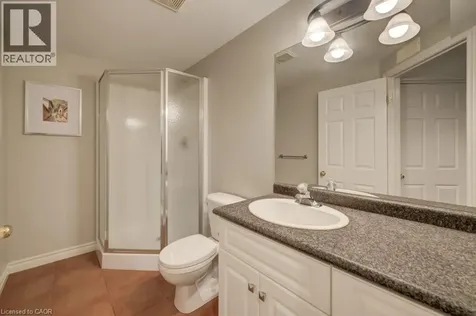 207 Woodridge Drive Petersburg ON N0B 2H0