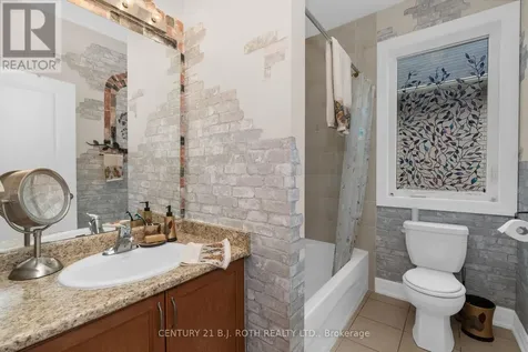 107 Allegra Drive Wasaga Beach ON L9Z 0H5
