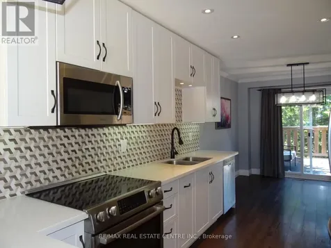 28 Rawling Crescent Brampton (heart Lake East) ON L6Z 1N8