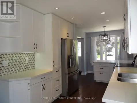 28 Rawling Crescent Brampton (heart Lake East) ON L6Z 1N8