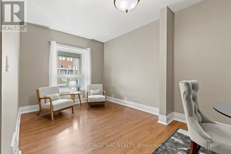 22 Denistoun Street Welland (broadway) ON L3C 1T9