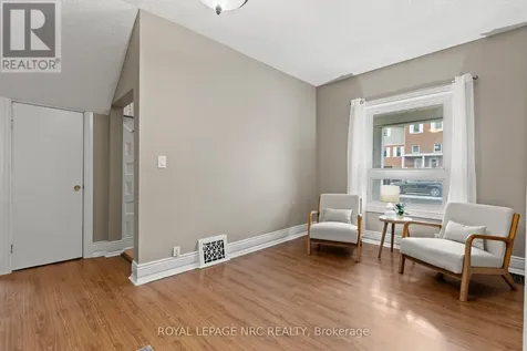 22 Denistoun Street Welland (broadway) ON L3C 1T9
