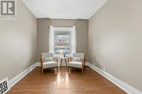 22 Denistoun Street Welland (broadway) ON L3C 1T9
