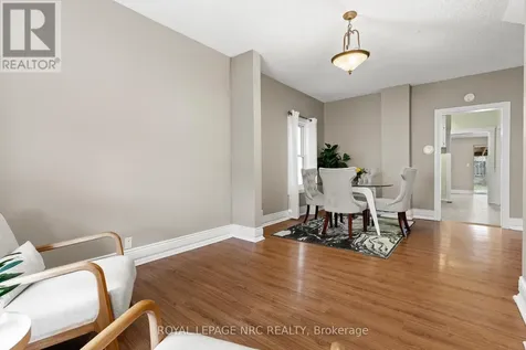 22 Denistoun Street Welland (broadway) ON L3C 1T9