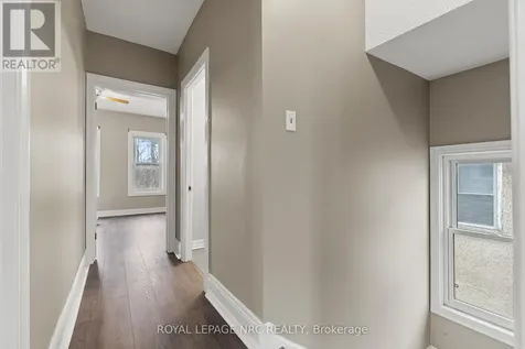22 Denistoun Street Welland (broadway) ON L3C 1T9